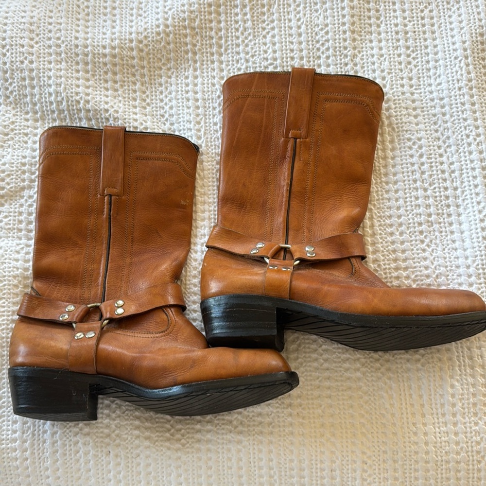 Classic Tan Leather Heeled Boots - Women